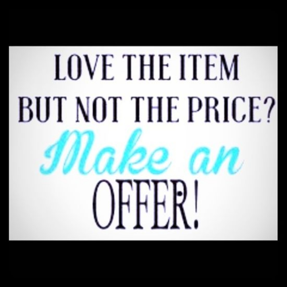 Beautiful items hand selected from my PERSONAL CLOSET For You! 🥰